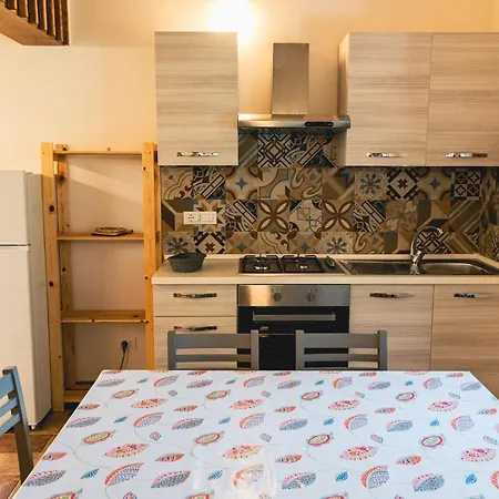 مكان تخييم Casa Dei Prati Village لاكونا