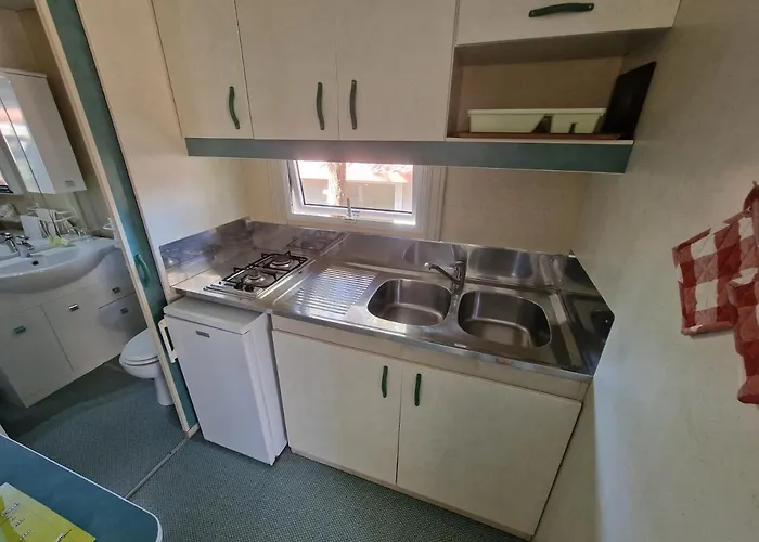 Casa Dei Prati Village Campingplatz Lacona